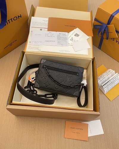 Louis Vuitton LV Soft Trunk Crossbody & Shoulder Bags All Steel Chains M55702