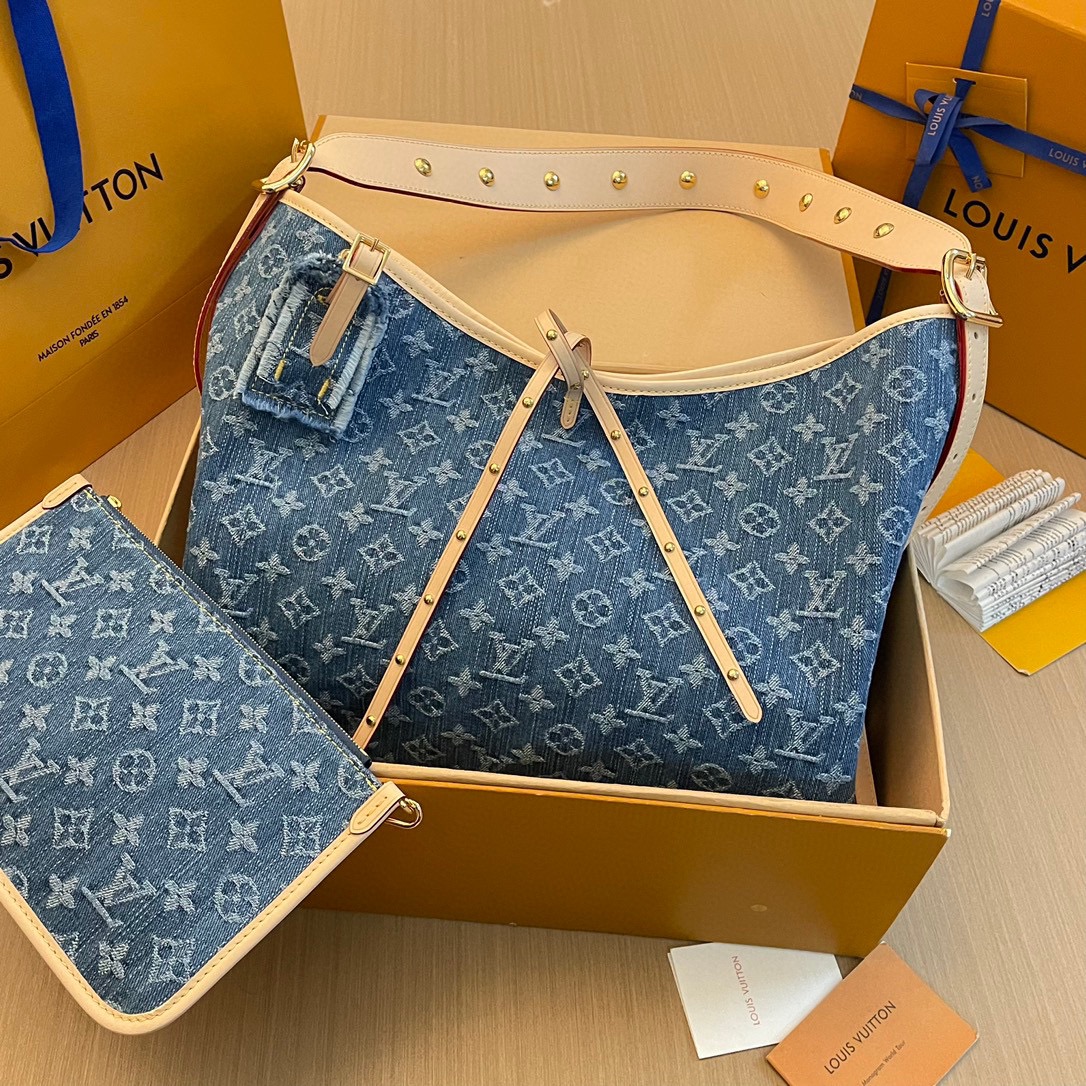 Louis Vuitton Denim Carryall: Spacious, Stylish, and Perfect for Everyday Use 1 i1710487170 5500 7