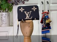 En línea desde China
 Louis Vuitton Barato
 Monederos Azul Empreinte​