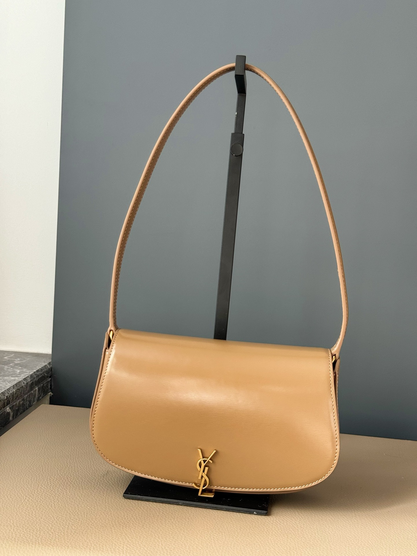 Saint Laurent ysl voltaire armpit bag