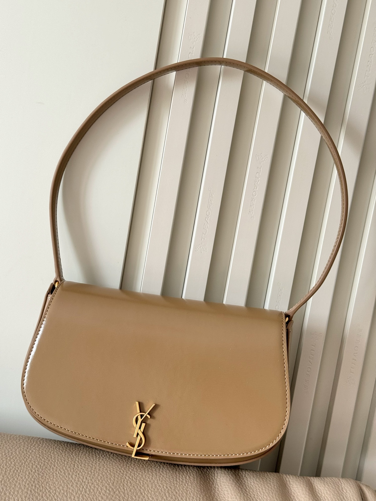 Saint Laurent ysl voltaire armpit bag