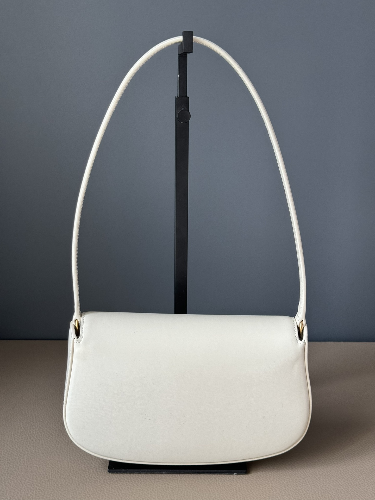 Saint Laurent ysl voltaire armpit bag