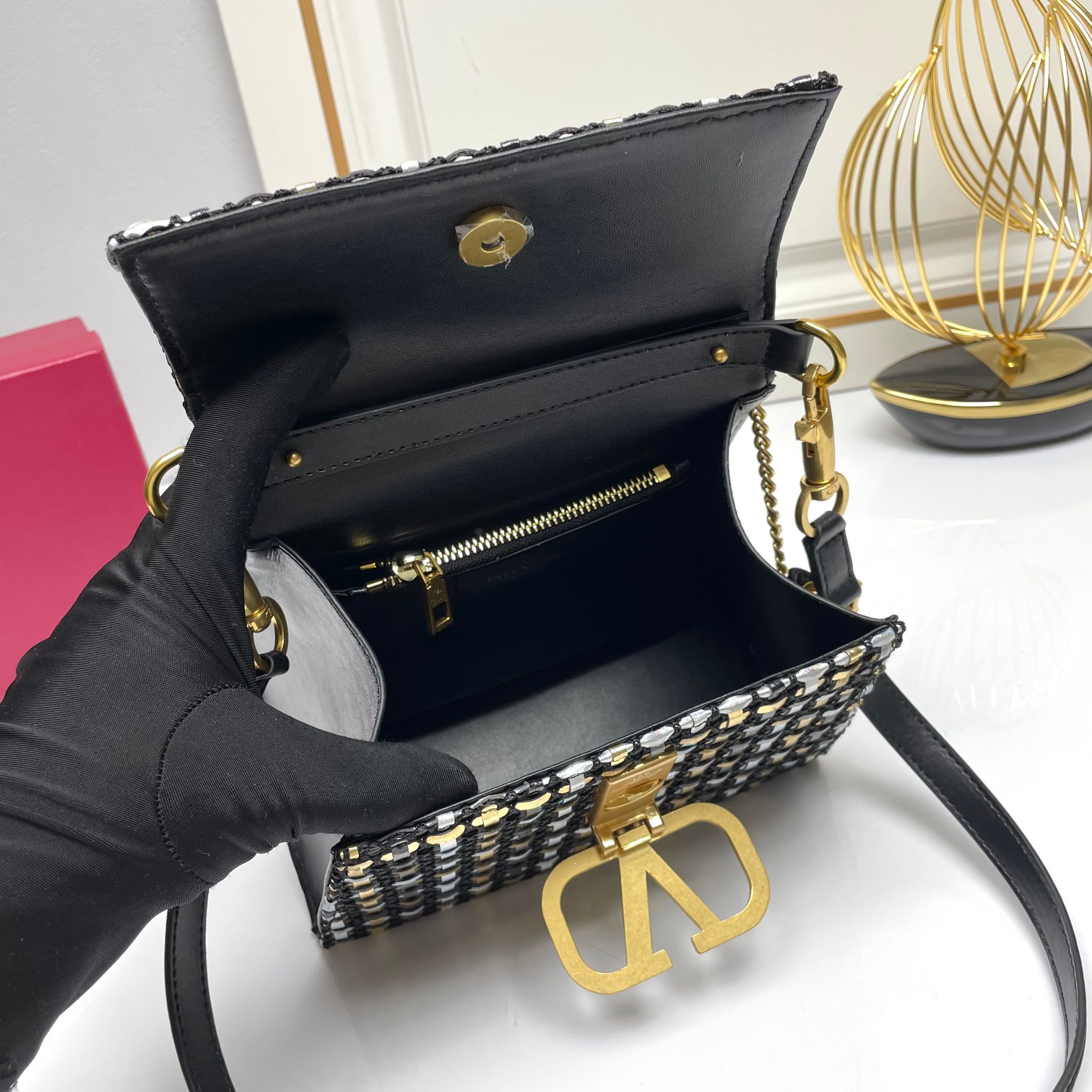 新品 编织🆕 Valentino Garavani VSLING |华伦天奴|手工编织公文包💼搭配可延长