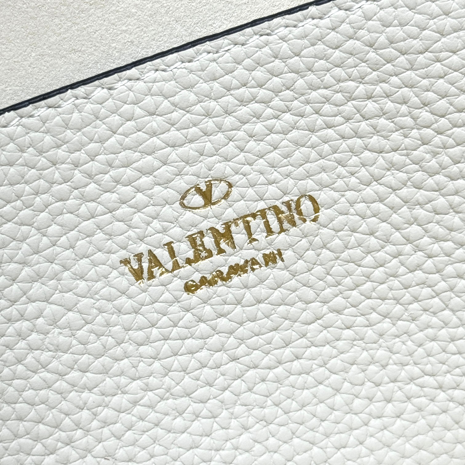 [秋冬新款]🎁 {配礼盒}VALENTINO GARAVANI ROCK STUD米粒小牛皮手袋以标 志