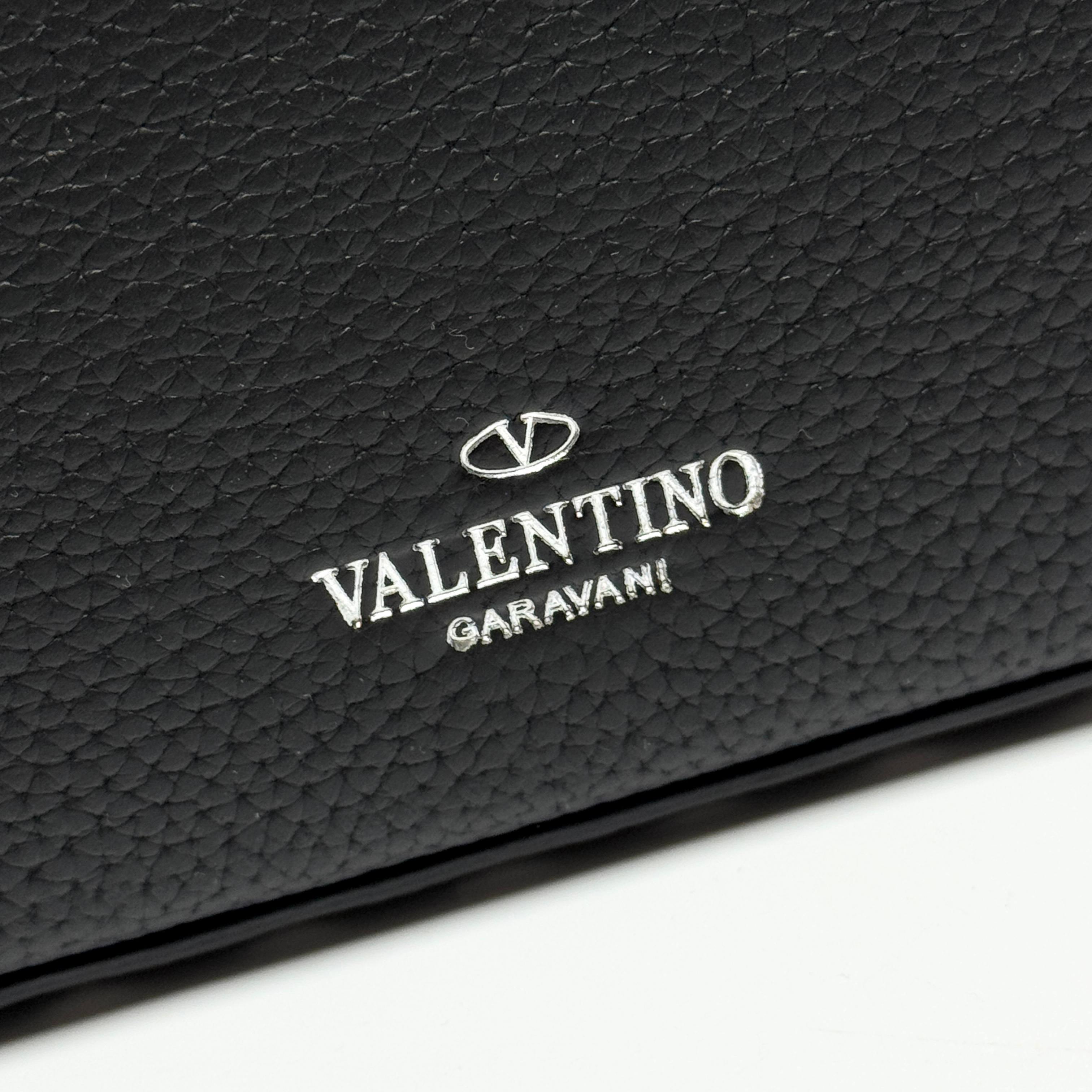 [秋冬新款]🎁 {配礼盒}VALENTINO GARAVANI ROCK STUD米粒小牛皮手袋以标 志