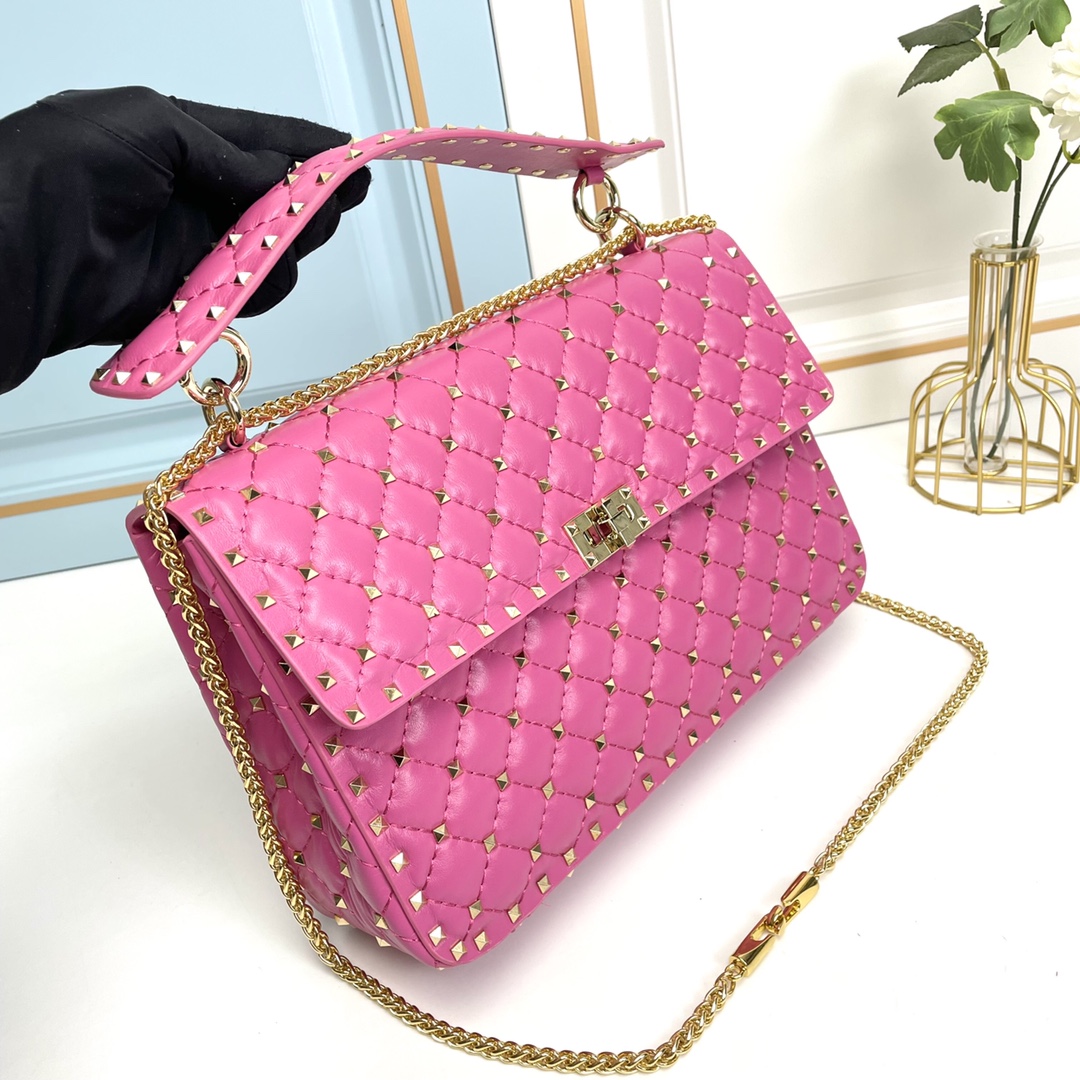 升级版 大号［羊皮］Valentino GARAVANI ROCKSTUD SPIKE  包袋采用柔软🇦