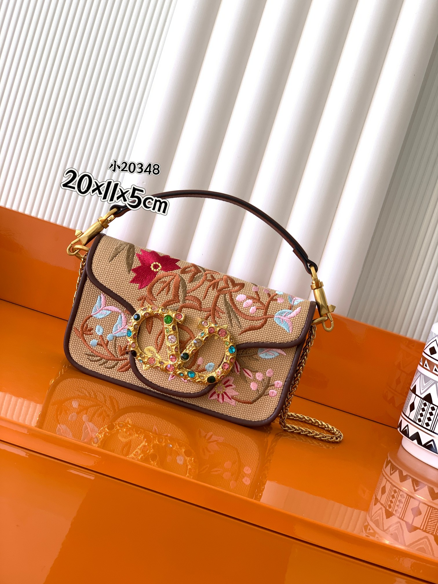新品 Valentino 走秀限量款 Loco手袋Valentino Garavani Mini Loc