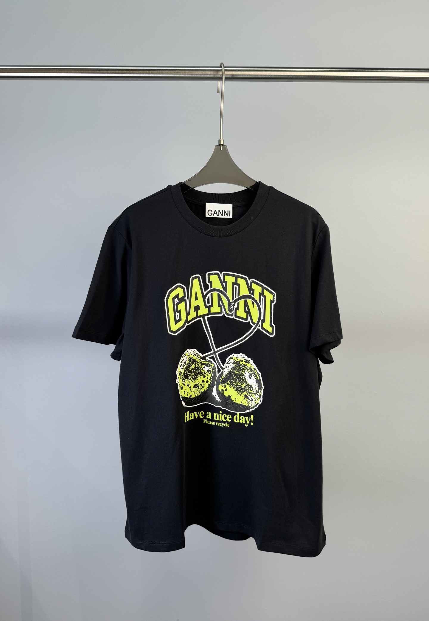 NO:311251,GANNI Spring and Summer New Style Brand Letter   Three-dimensional Green Cherry Printed Pattern Short-sleeved T-shirt, Very Eye-Snap, Loose Style Number S M L, T-shirt, Tees, T-shirt, Alexander Wang19860909GANNI 春夏新款 品牌字母 立体绿色樱桃印花图案短袖T恤、非常抓眼、宽松版型 码数S M L,,T-shirt,tees，t-shirt,alexander wang,Women's clothing