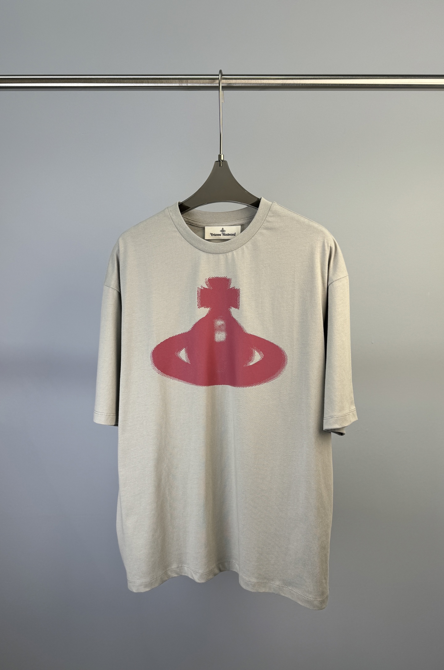 NO:324571,Vivienne Westwood New spring and summer print short-sleeved T-shirt, soft and comfortable fabric, loose fit S M L, T-shirt,tees, t-shirt,alexander wang19860909Vivienne Westwood 西太后 春夏新款 印花图案短袖T恤、面料柔软舒服、宽松版型 码数S M L,,T-shirt,tees，t-shirt,alexander wang,Women's clothing