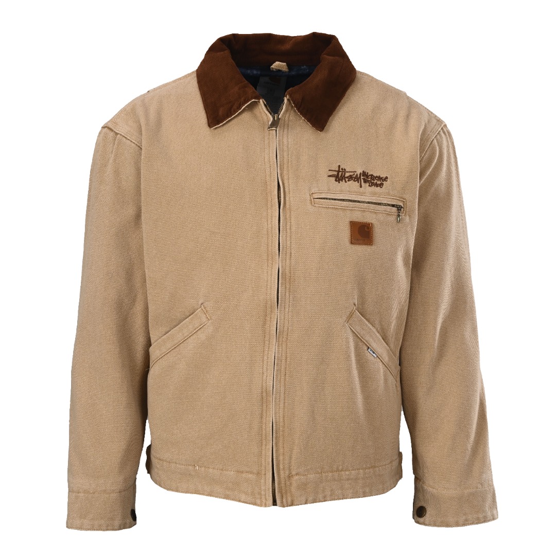 正品级💰460
CARHARTT × STUSSY J97联名款复古夹克外套
16OZ重磅砂洗面料 经水洗、褪色、调色等多道工艺处理 既保留帆布耐磨特性 又呈现独特做旧纹理 衣领摒弃传统灯芯绒 采用与衣身同款砂石水洗帆布 舒适与硬朗并存 胸口PU皮标与STUSSY联名标识融合 演绎街头与工装的跨界美学 短廓版型搭配收腰剪裁 倒三角背部线条凸显利落身形 内里为毛毯毛呢面料 袖子口袋布均为同一内里 男女同款 定制辅料
Size:S M L XL