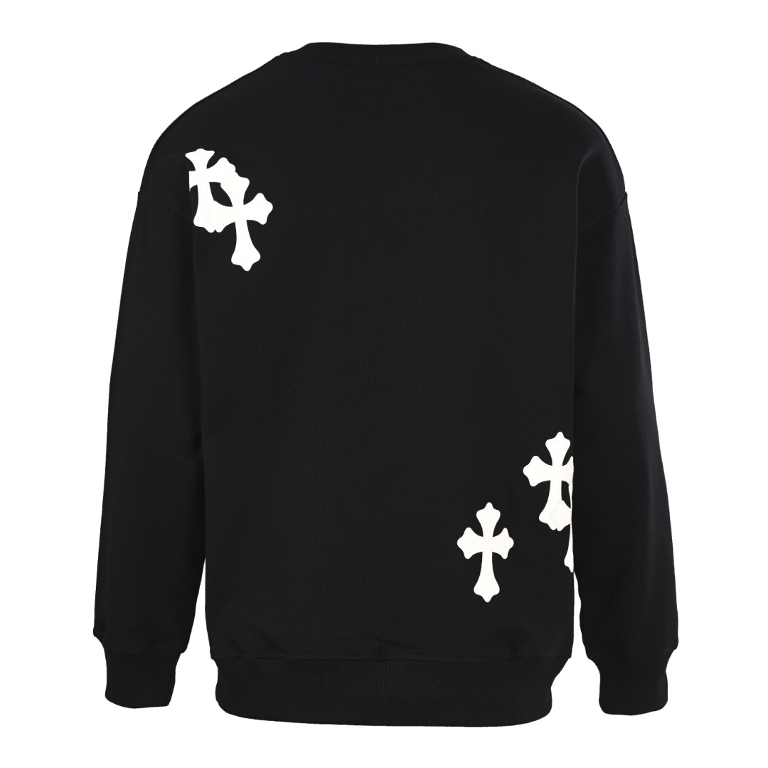 正品级 CHROME HEARTS/克罗心CH 皮标十字架贴饰刺绣圆领卫衣 CH24秋冬新款贴皮十字架花簇卫衣,克罗心带有中世纪的宗教精神, 那么十字架图案便必不可缺,立体皮标缝制的十字架图案遍布满身各个位置, 整体衣服搭配了同色皮标,显得简约大气,提成了档次感, 可以满足潮流达人追求低调奢华的炫酷风格.430克全棉毛圈,无性别限定,正品级! 颜色:黑色,白色