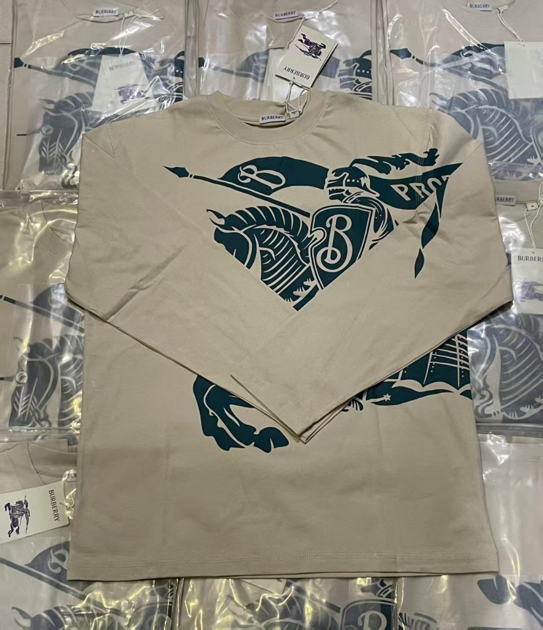BURBERRY BBR Cotton Top camiseta de manga larga con estampado de caballo de guerra, tiro real