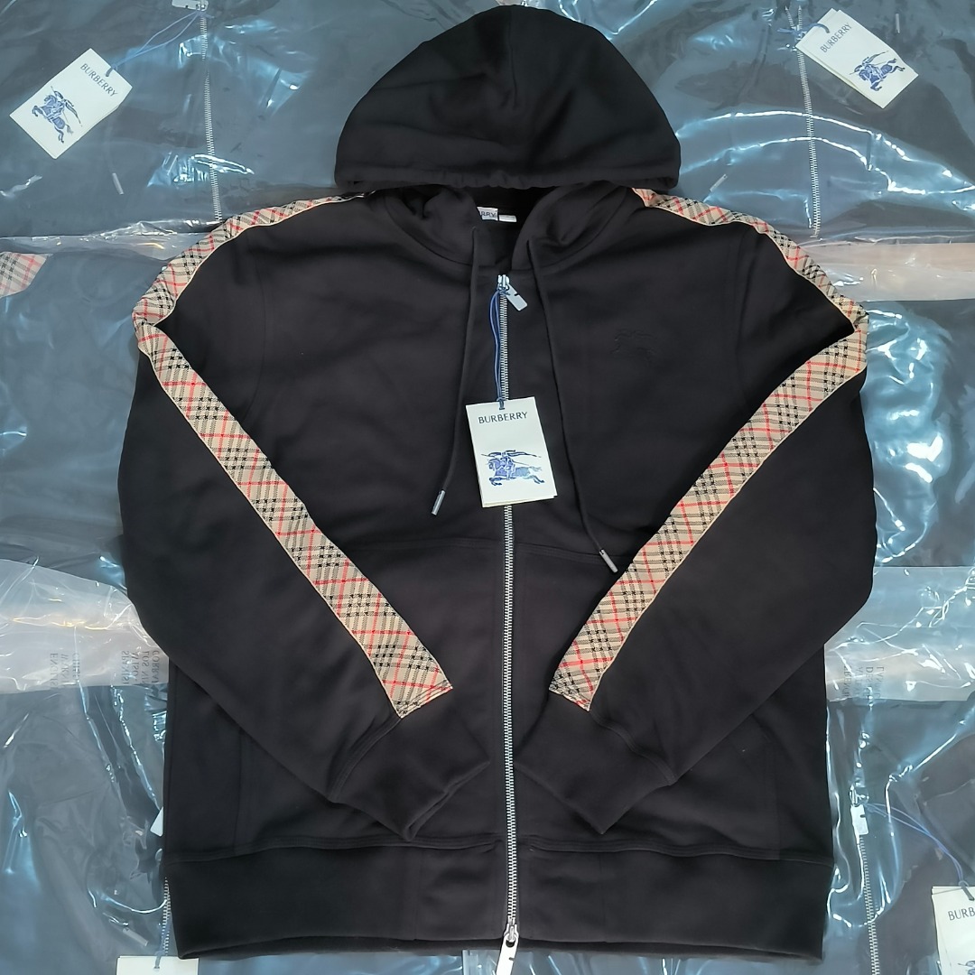 BURBERRY Sudadera con capucha y cremallera con diseño de diamantes laterales Burberry BBR Producto real