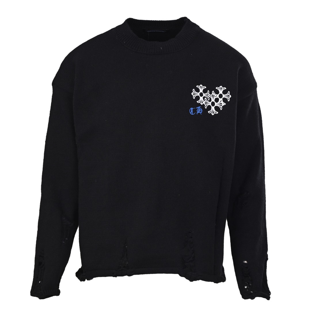 正品级💰390
CHROME HEARTS/克罗心CH 刺绣圆盘梵文十字架破洞针织毛衣

好看到掐人中的款式男女同款搭配黑白色太出片 

实物好看 上身好看 日常穿好看 拍照更出片 
很难不买 给我买它!!! 

相信我 谁也拒绝不了这样一个机长款的克罗心外套 
在老版本的基础上扩大了版型 上身宽松有型 下摆外扩休闲款设计 胖人显瘦到极致 瘦人限高有档次 

万元ZP打版 1:1完美还原 单穿叠穿都好看 男女都可以轻松驾驭 

如果你更在意品质 也要尊重价格 和市面上那种薄的透底一穿起球的垃圾货完全不是一码事 如果说款式让你一眼发亮 那品质才是你更应该关注的点 相比价格我们抓的是品质 我家货拿过的客户懂得都懂

️️️市面上毛衣普遍是苞芯纱材质 我们用的是莫代尔 相比包芯纱的优点很直观： 成本高 价格高 密度高 比较费开发者的钱 让我们少赚了很多 另外就是细腻 上身不渣 抗起球 高档 我们是良心做货人 不用包芯纱 包芯纱除了便宜以外 其他的真的一无是处 缩水起球勾线扎人 他样样精通 

2024年了 谁穿衣服不希望出门有面儿 板板正正？质量决定上身效果 质量差再好的款式也是城乡结合部气质 我们只做长久生意 质量决定人品 拿回去放心穿放心洗 版型品质绝对让你眼前一亮 只做对版高品质 做高货硬货 拒绝垃圾货 拒绝快餐货 良心品质 良心价格 你值得拥有 ！

颜色：黑色 米色 灰色
#所有针织、毛衣织造而成的成衣都不建议机洗、或高温烘干！
Size: S M L