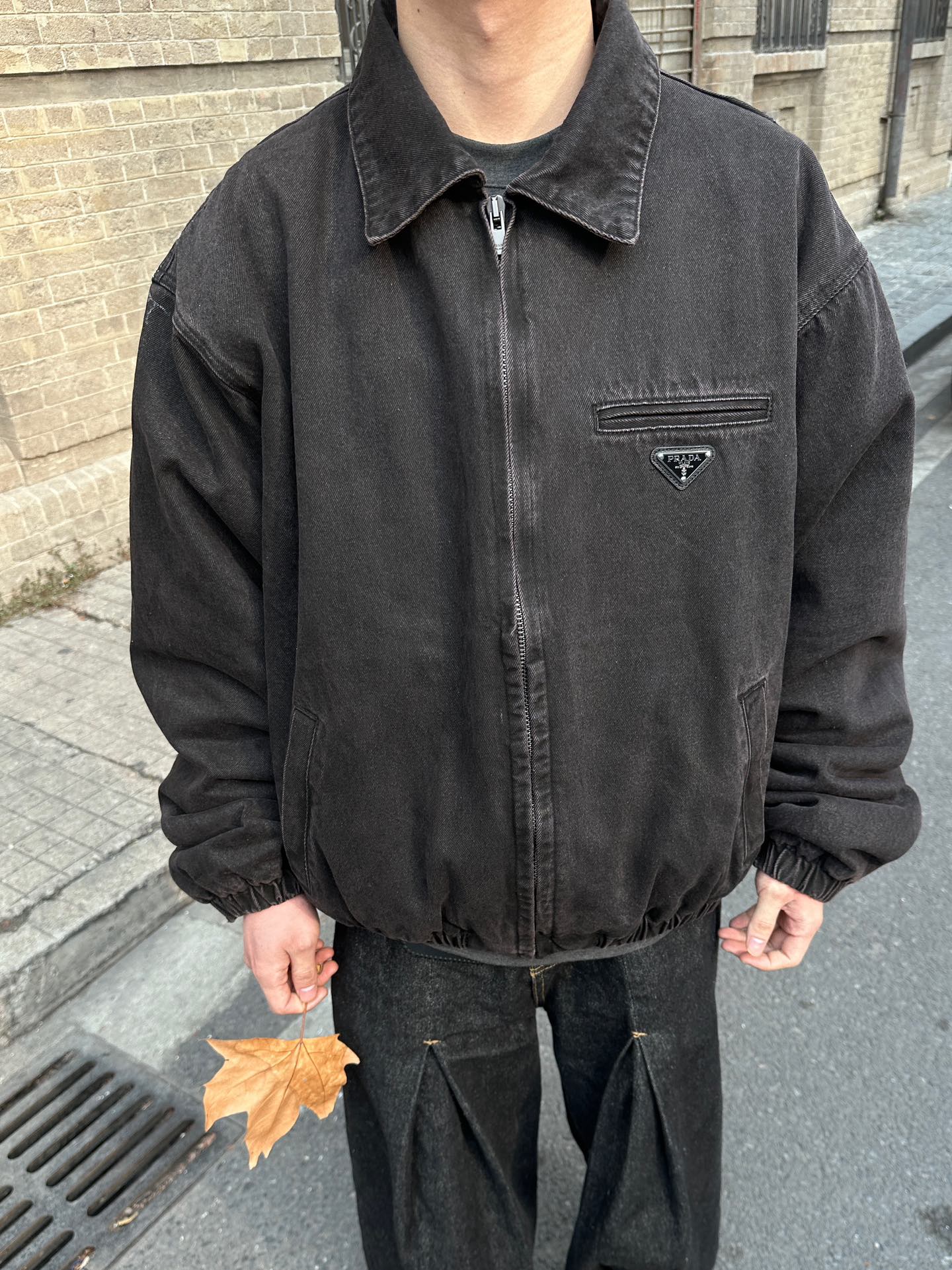 Prada普拉达PRD 三角标做旧单宁棉服夹克外套 上身效果#