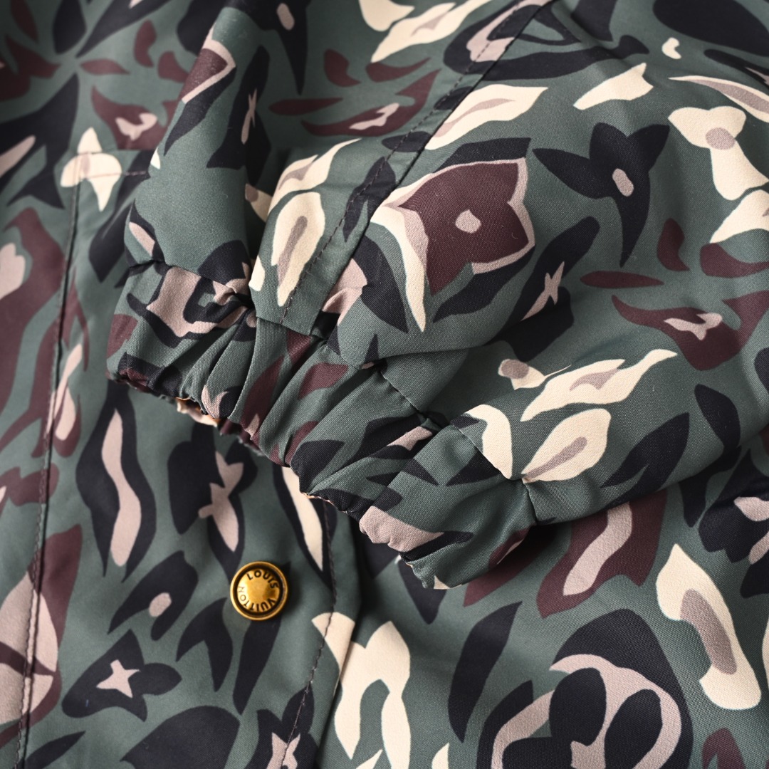 Louis Vuitton LOUIS VUITTON LV X NIGO 联名款 迷彩双面连帽外套