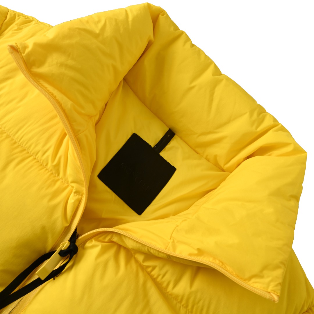 盟可睐 Moncler 高级成衣风衣外套及大衣服饰 #CEC4A25C 4