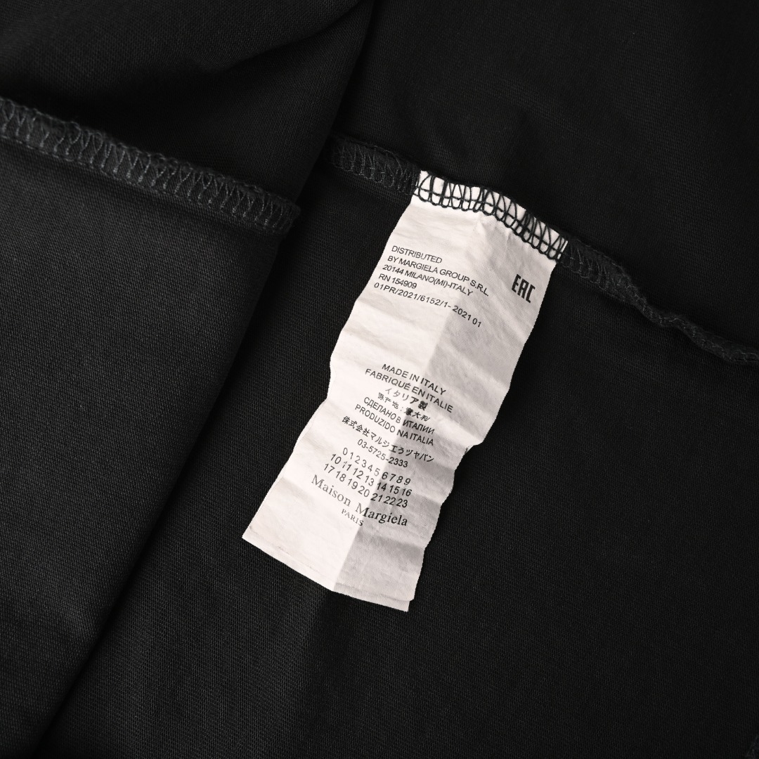 Maison Margiela MAISON MARGIELA马吉拉MM6 口袋涂鸦做旧半高领短袖T恤