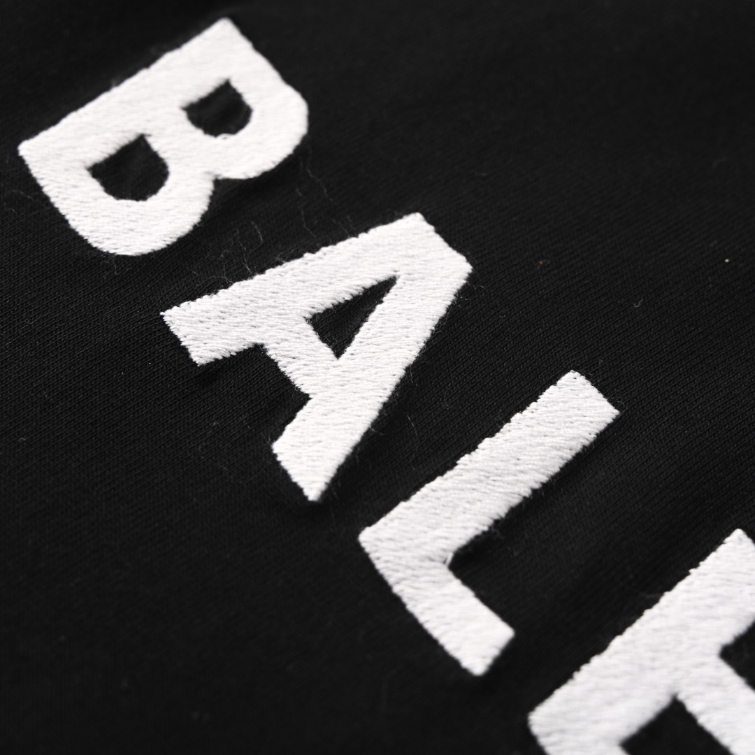 Balenciaga BALENCIAGA巴黎世家BLCG 白刺绣短袖T恤