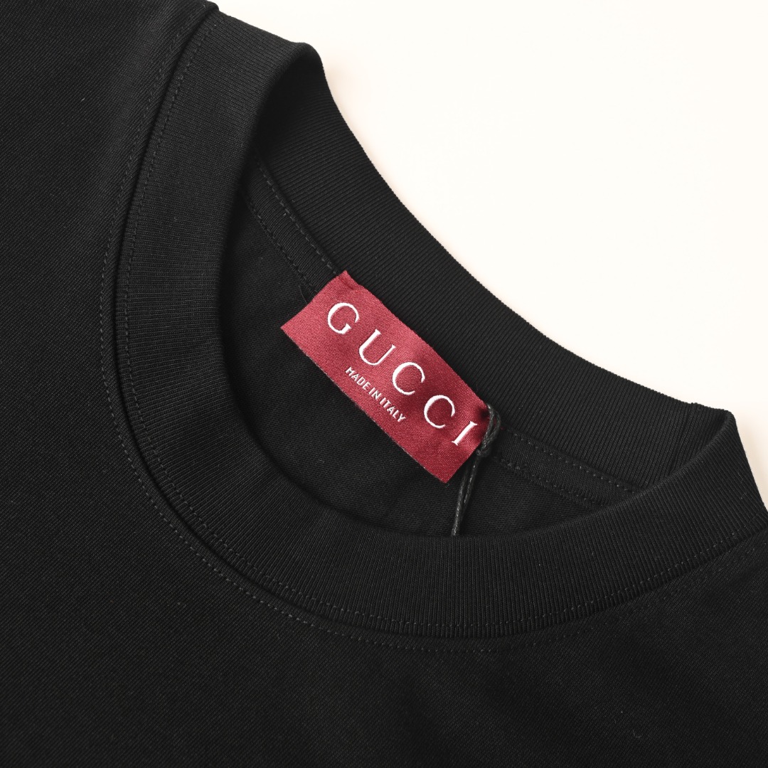 Gucci GUCCI古驰GUC 胸前大印花短袖T恤
