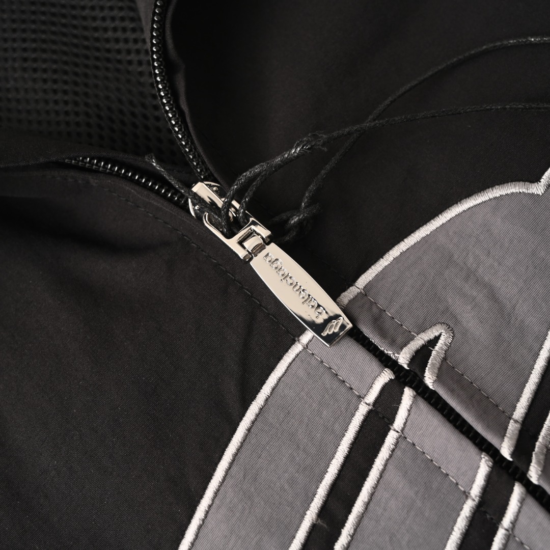 Balenciaga BALENCIAGA巴黎世家BLCG 3M两色足球立领夹克外套