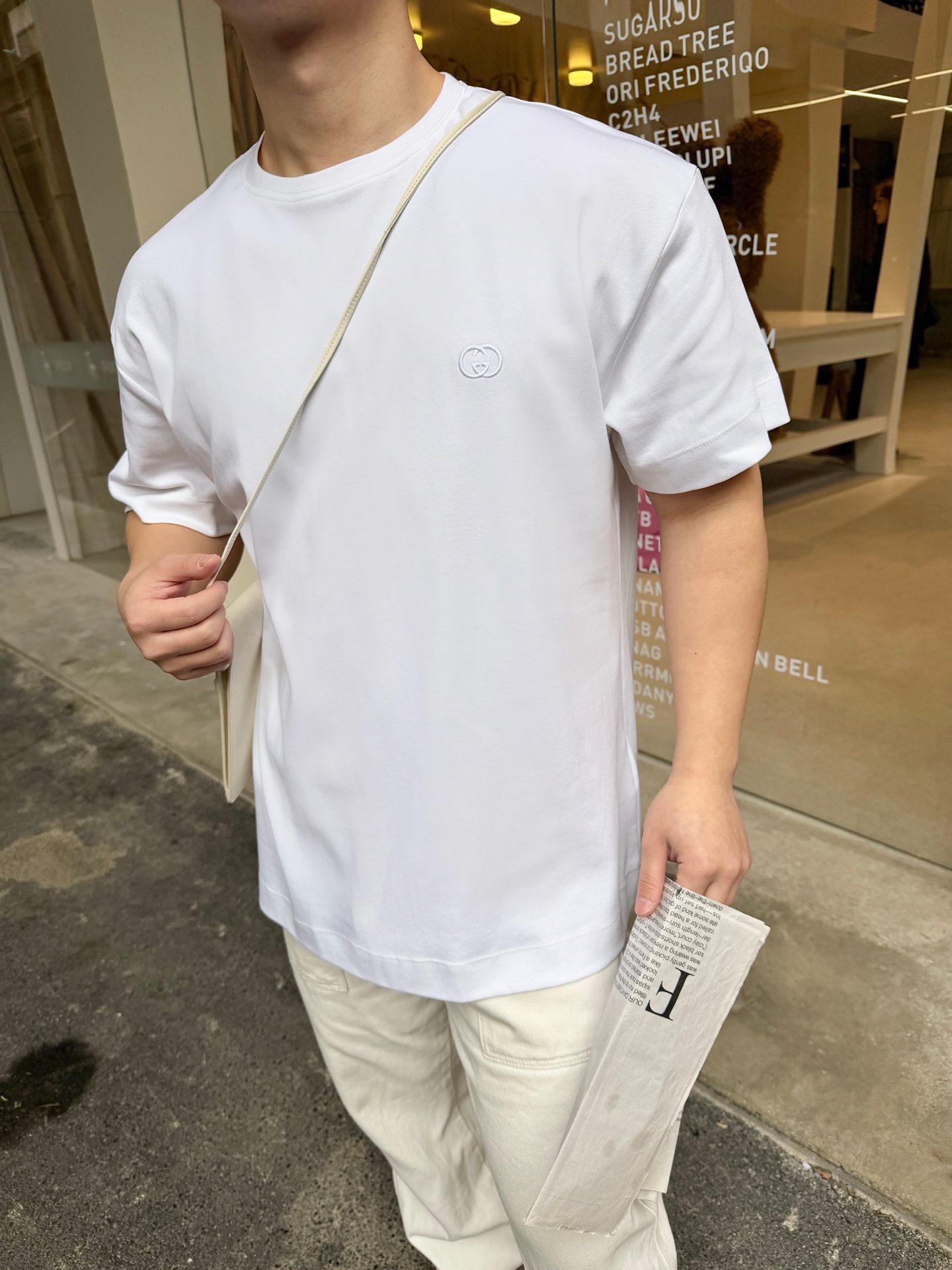 GUCCI古驰GUC 三色双G互扣刺绣短袖T恤 上身参考