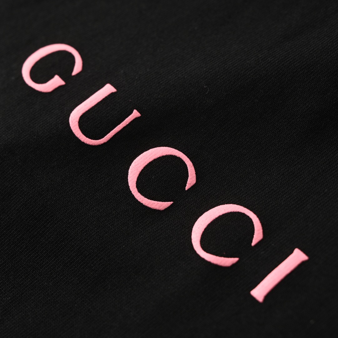 Gucci GUCCI古驰GUC 粉字母短袖T恤