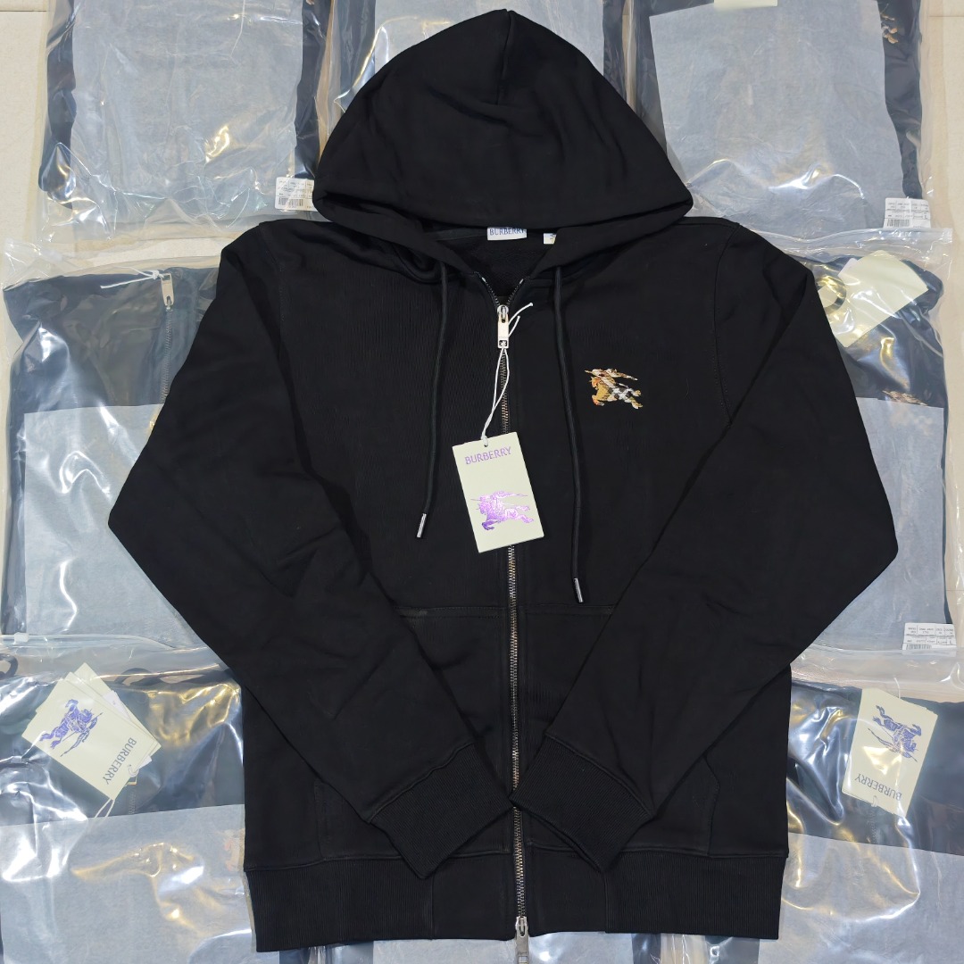 BURBERRY BBR sudadera con capucha con cremallera bordada con caballo de guerra a cuadros, tiro real