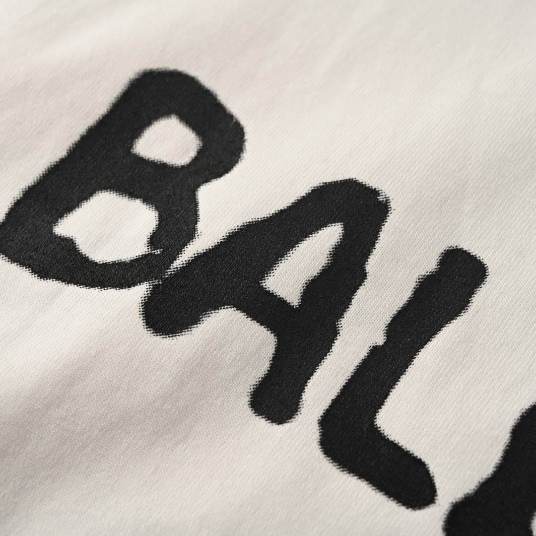Balenciaga BALENCIAGA巴黎世家BLCG 两色模糊印花落肩短袖T恤