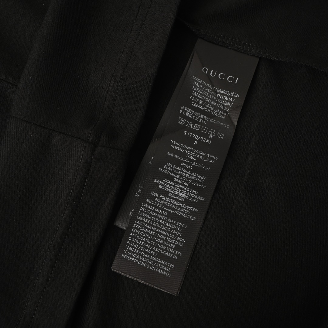 Gucci GUCCI古驰GUC 徽章刺绣短袖T恤
