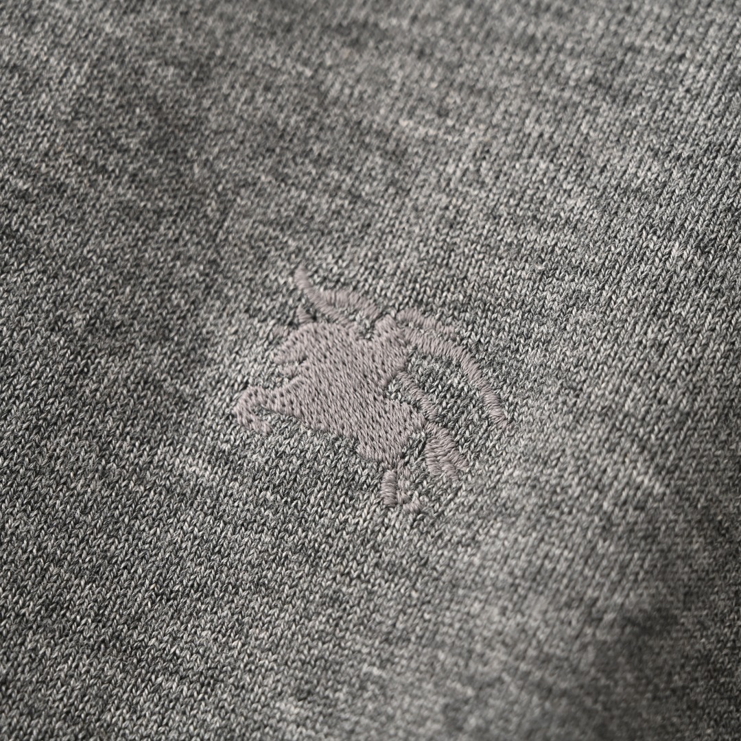 Burberry BURBERRY巴宝莉BBR 两色战马骑士刺绣羊毛针织短袖POLO衫
