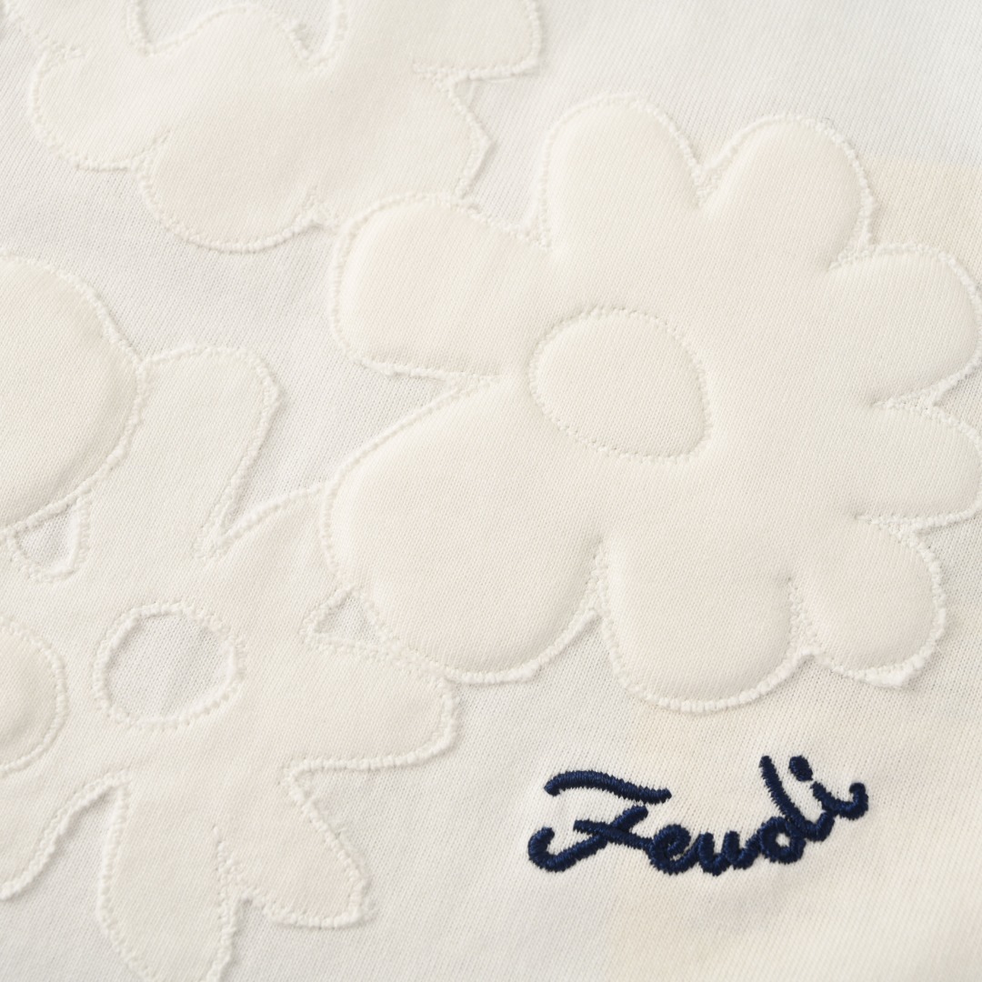 Fendi FENDI芬迪FD 花型贴布绣短袖T恤