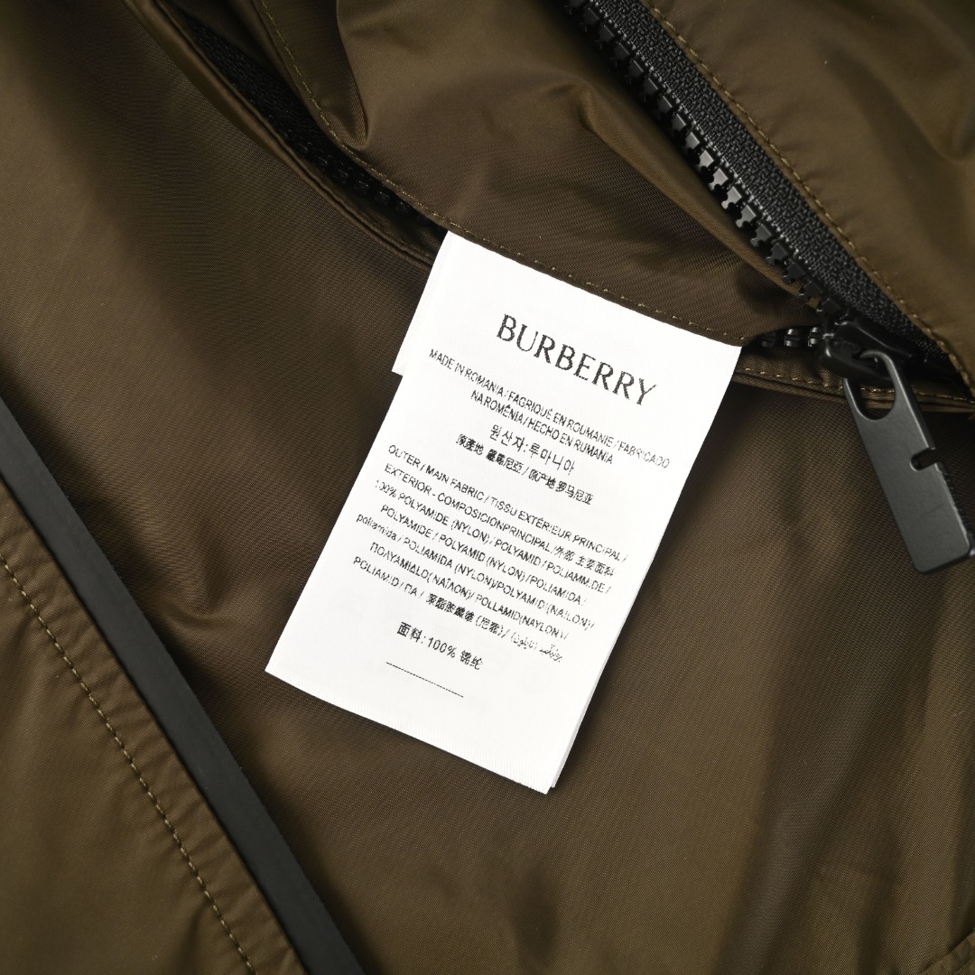 Burberry BURBERRY巴宝莉BBR 战马印花连帽外套