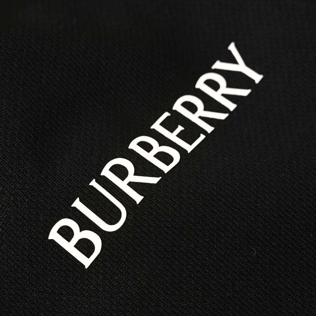 Burberry BURBERRY巴宝莉BBR 压胶字母五分短裤