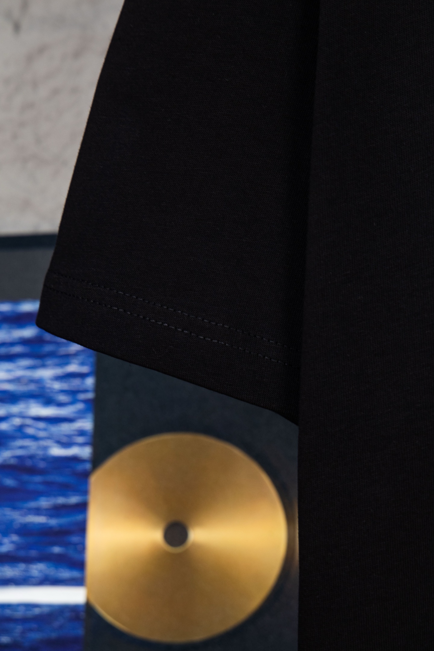 Celine/赛琳 25ss 立体刺绣花卉短袖 黑 白