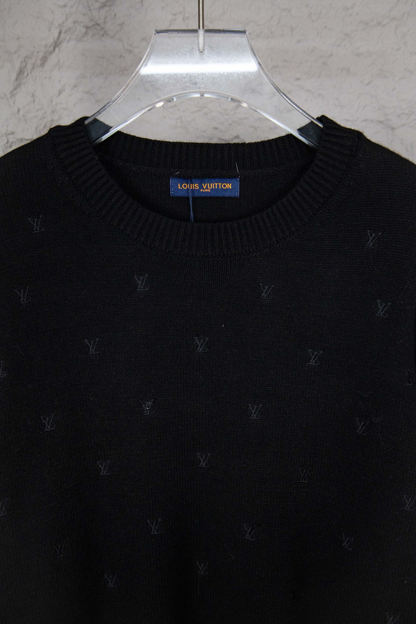 LouisVuitton/路易威登 25ss满幅小刺绣圆领毛衣 黑色-Chinese UA Cheap High Quatity Brand Clothes Bags handbags Sneakers wholesale wholesaler seller from China Factory suppliers Fashion Clothing Shoes best Quality Beautiful Price LouisVuitton/路易威登 25ss满幅小刺绣圆领毛衣 黑色