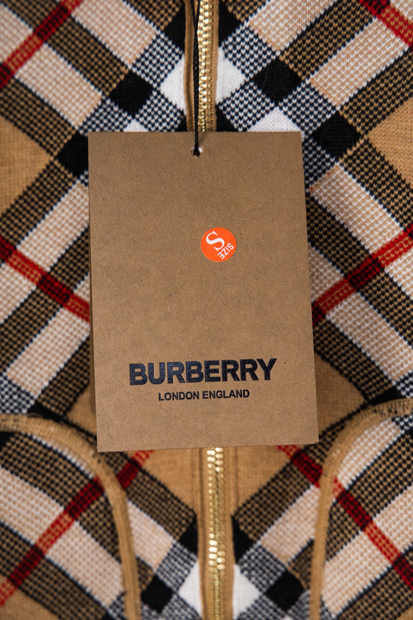 Burberry Cárdigan Jacquard Reversible de Lana con Diseño de Cuadros Clásico 6 i1754495009582 784 0 4