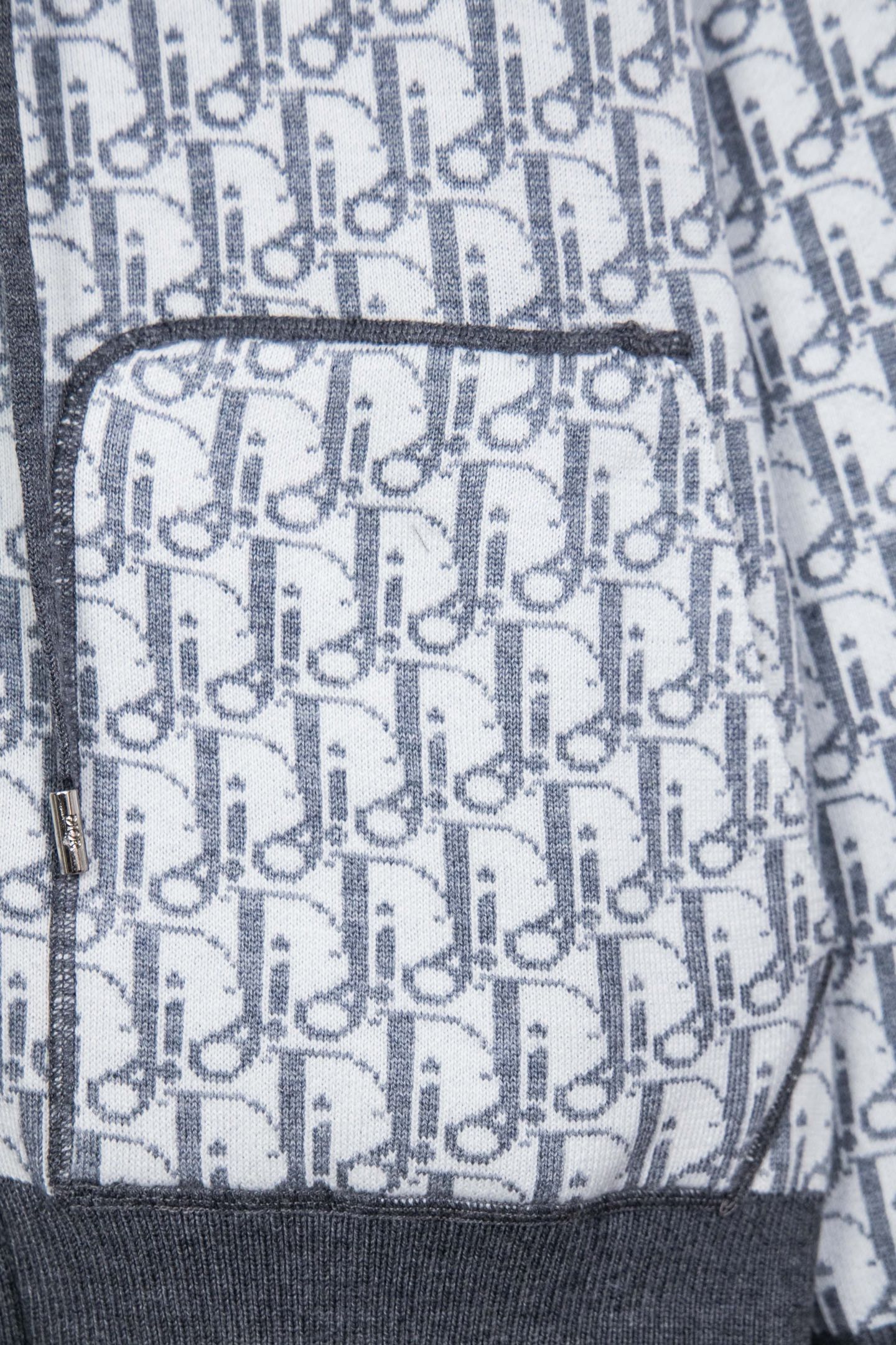 Dior CD 24SS Cárdigan con Cremallera y Estampado Floral para Hombre y Mujer 7 i1754495306349 7352 0 5