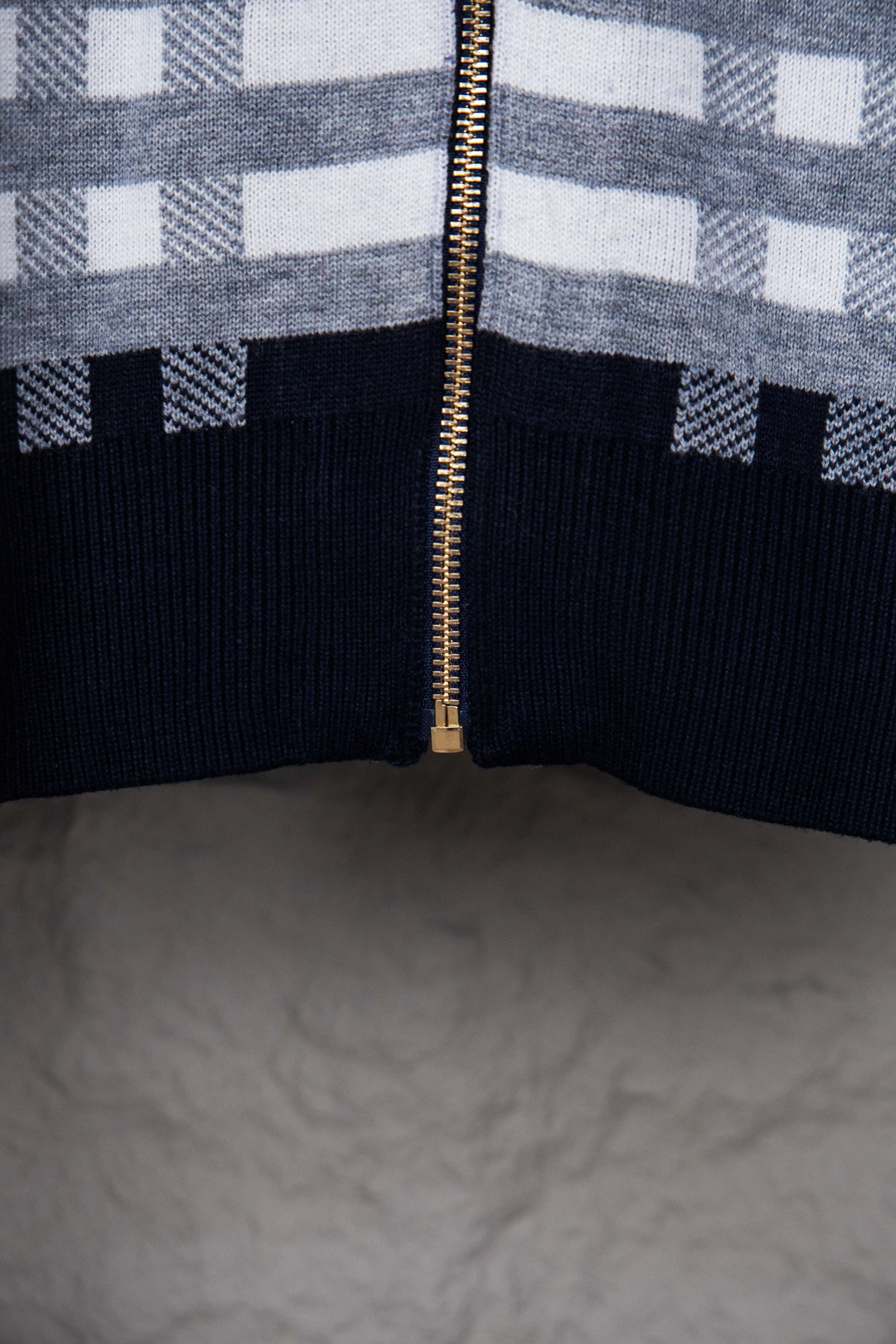 Cárdigan Burberry de Lana con Estampado de Cuadros y Cremallera Frontal 10 i1754496157862 4069 0 8