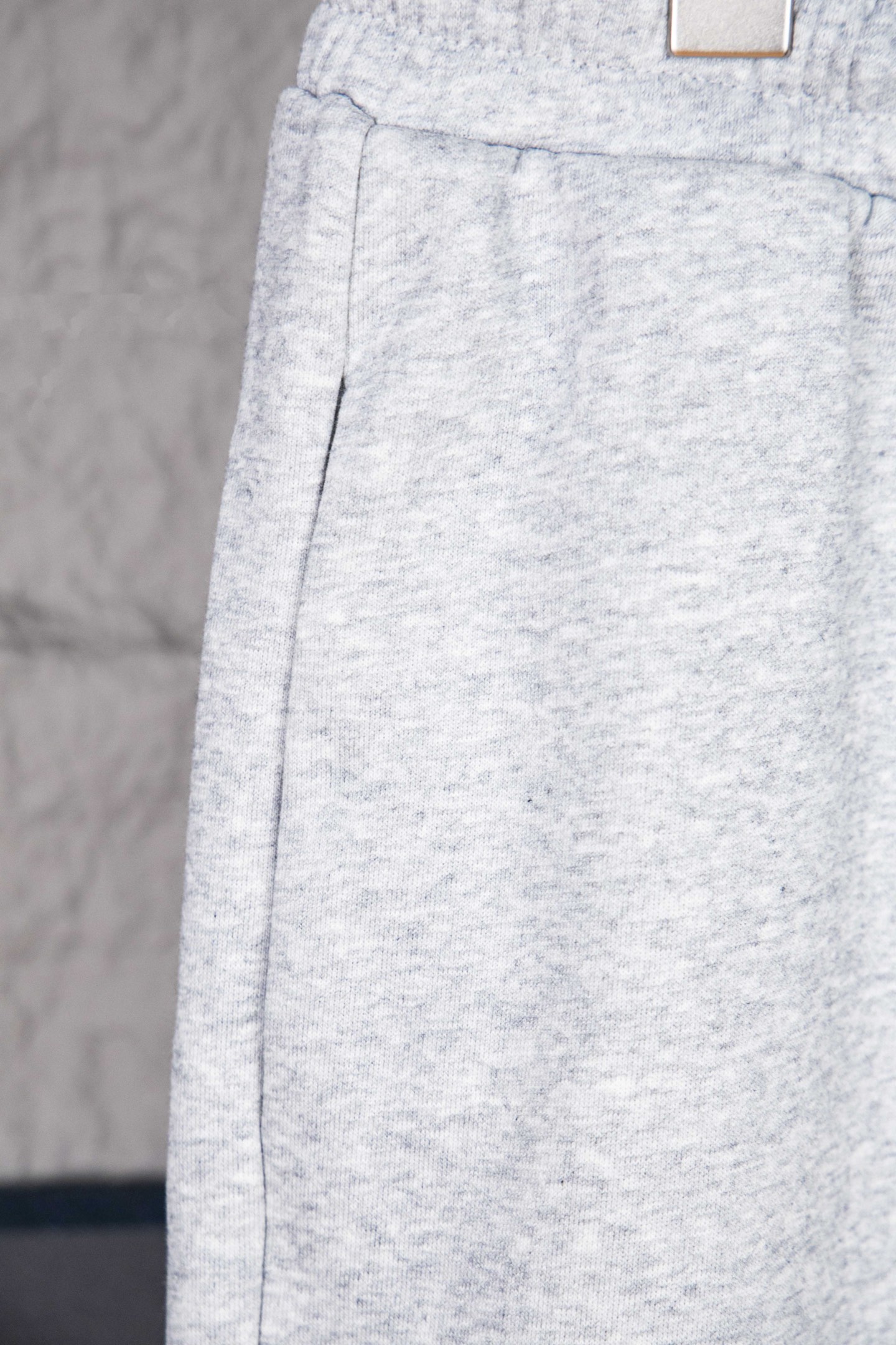 Celine/赛琳 CE 25ss 经典字母刺绣休闲运动卫裤长裤-Chinese UA Cheap High Quatity Brand Clothes Bags handbags Sneakers wholesale wholesaler seller from China Factory suppliers Fashion Clothing Shoes best Quality Beautiful Price Celine/赛琳 CE 25ss 经典字母刺绣休闲运动卫裤长裤