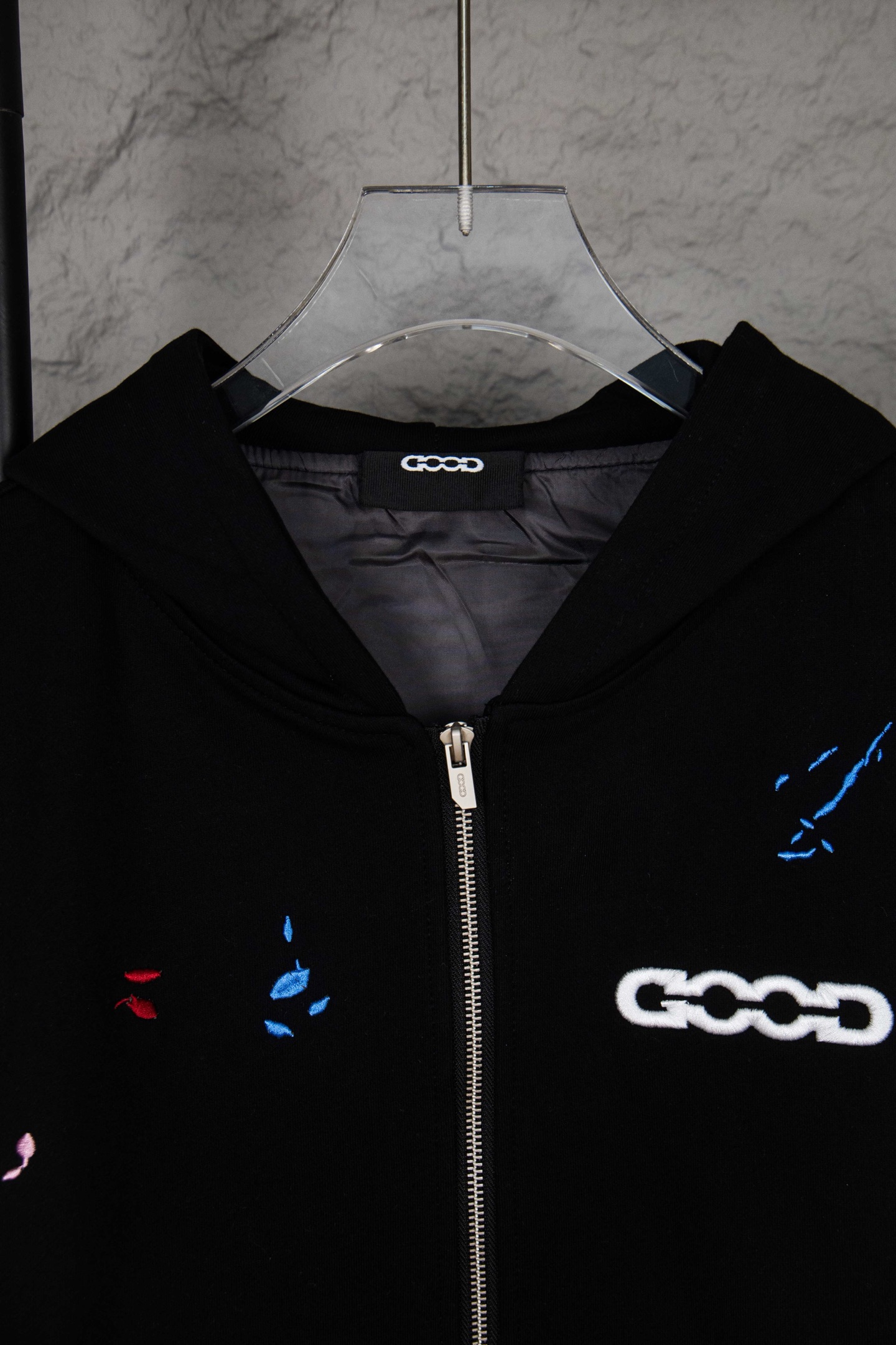 GOODBRAND25SS糖果刺绣泼墨拉拉链连帽套头卫衣 黑色 白色-Chinese UA Cheap High Quatity Brand Clothes Bags handbags Sneakers wholesale wholesaler seller from China Factory suppliers Fashion Clothing Shoes best Quality Beautiful Price GOODBRAND25SS糖果刺绣泼墨拉拉链连帽套头卫衣 黑色 白色