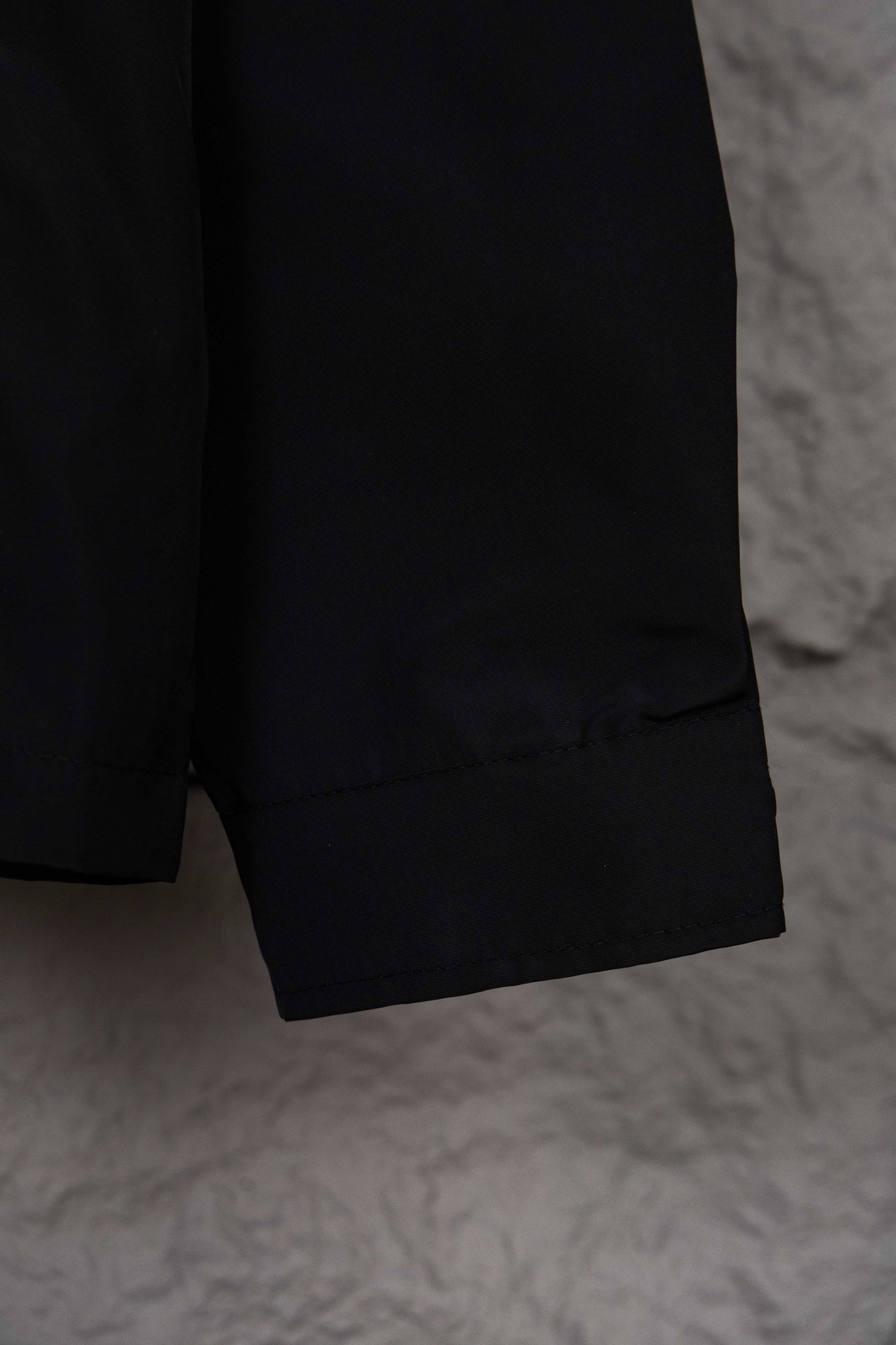 Moncer/蒙口25ss 标识拉链衬衫式夹克 藏青色 黑色-Chinese UA Cheap High Quatity Brand Clothes Bags handbags Sneakers wholesale wholesaler seller from China Factory suppliers Fashion Clothing Shoes best Quality Beautiful Price Moncer/蒙口25ss 标识拉链衬衫式夹克 藏青色 黑色