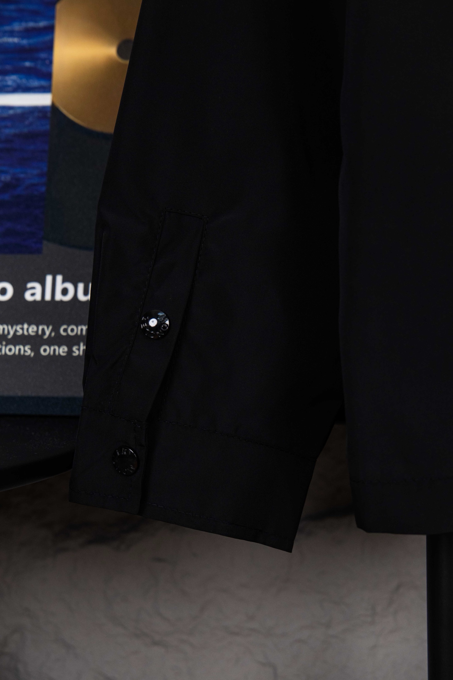 Moncer/蒙口25ss 标识拉链衬衫式夹克 藏青色 黑色-Chinese UA Cheap High Quatity Brand Clothes Bags handbags Sneakers wholesale wholesaler seller from China Factory suppliers Fashion Clothing Shoes best Quality Beautiful Price Moncer/蒙口25ss 标识拉链衬衫式夹克 藏青色 黑色