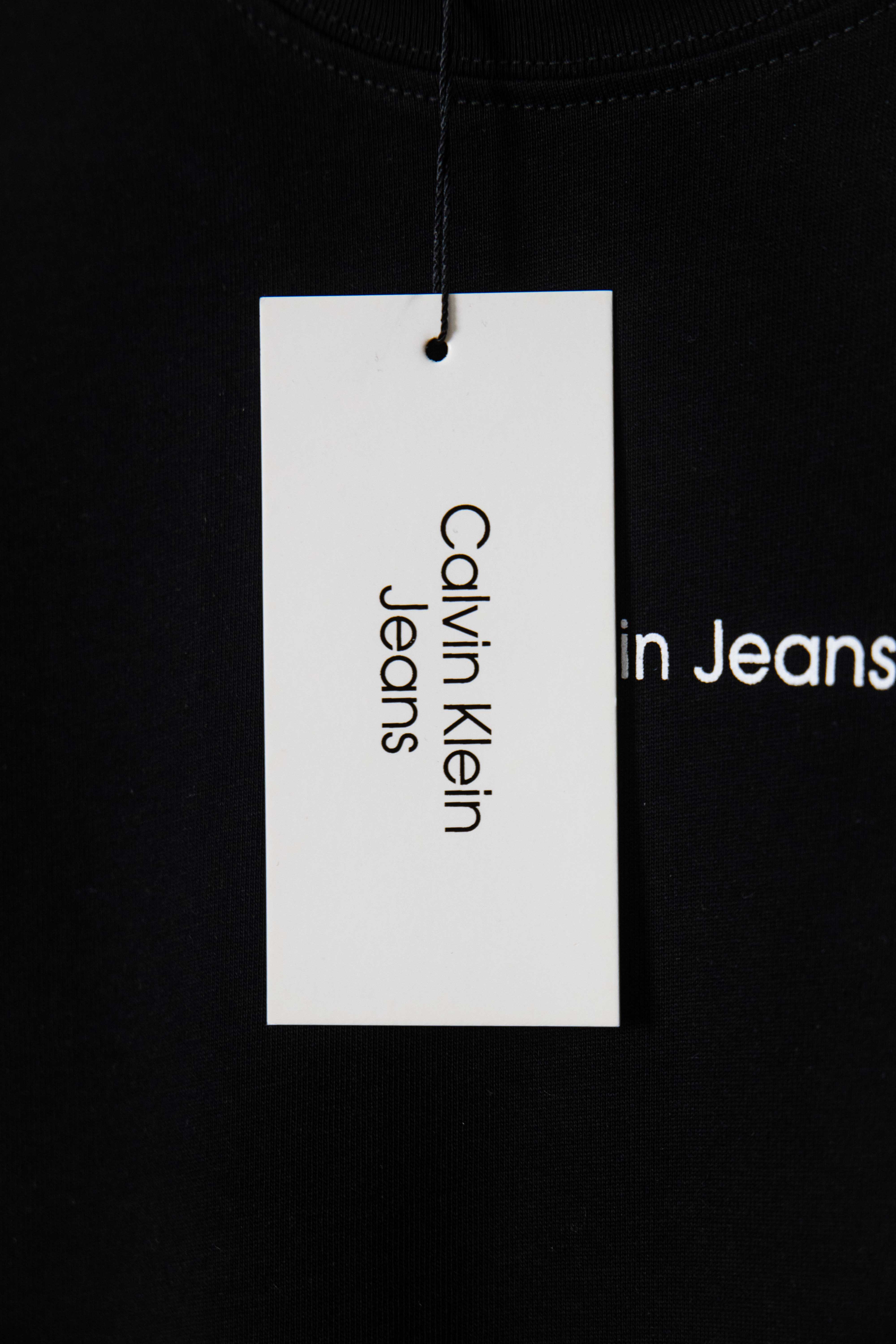 Calvin Klein CK 胸前袖子字母印花长袖黑 白-Chinese UA Cheap High Quatity Brand Clothes Bags handbags Sneakers wholesale wholesaler seller from China Factory suppliers Fashion Clothing Shoes best Quality Beautiful Price Calvin Klein CK 胸前袖子字母印花长袖黑 白