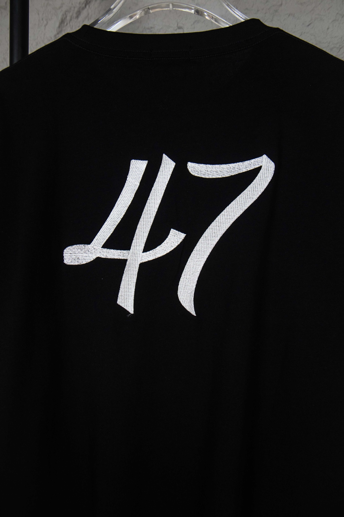 Dior/迪奥 25ss 47字母刺绣圆领长袖 黑色 白色