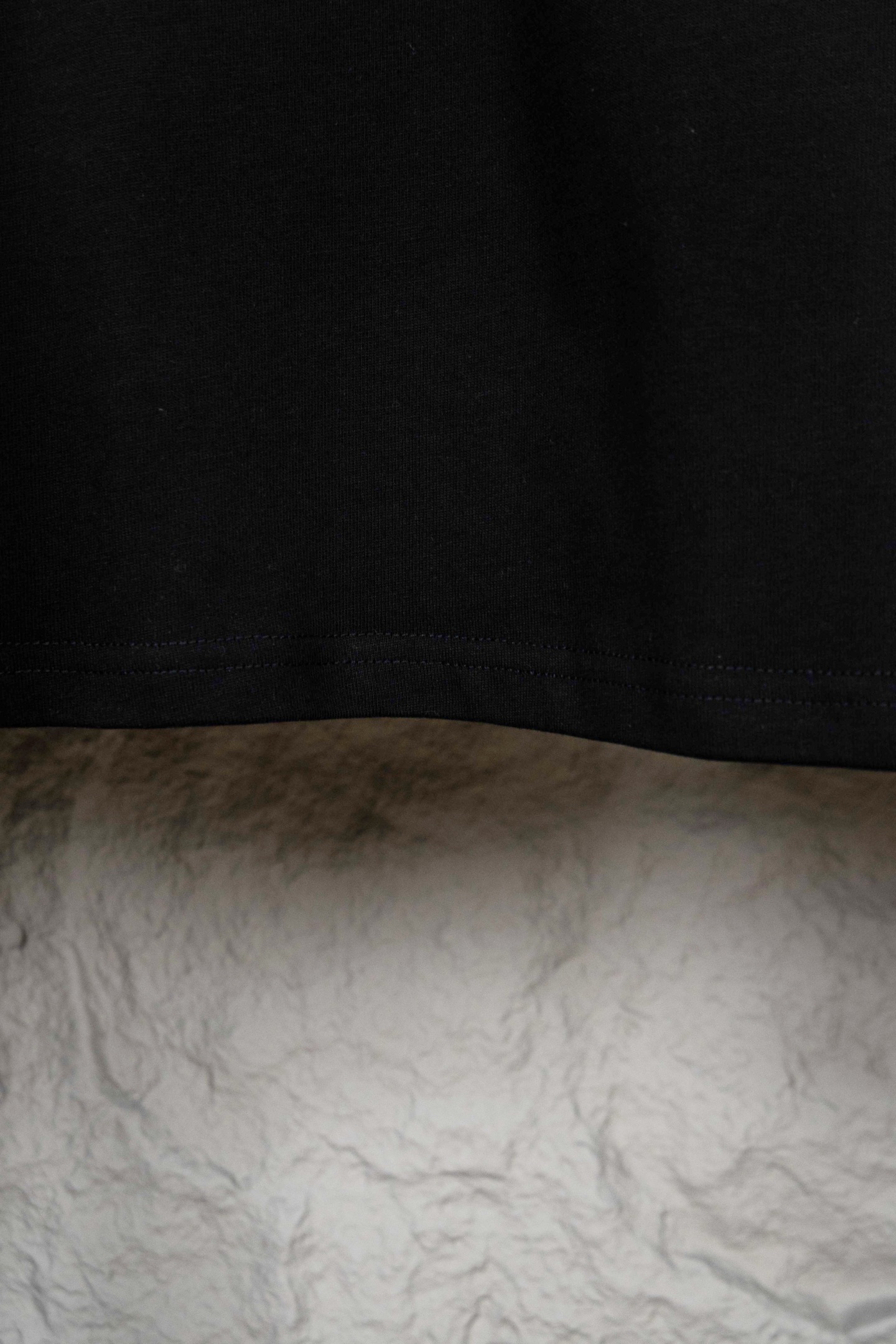 Dior/迪奥 25ss 47字母刺绣圆领长袖 黑色 白色