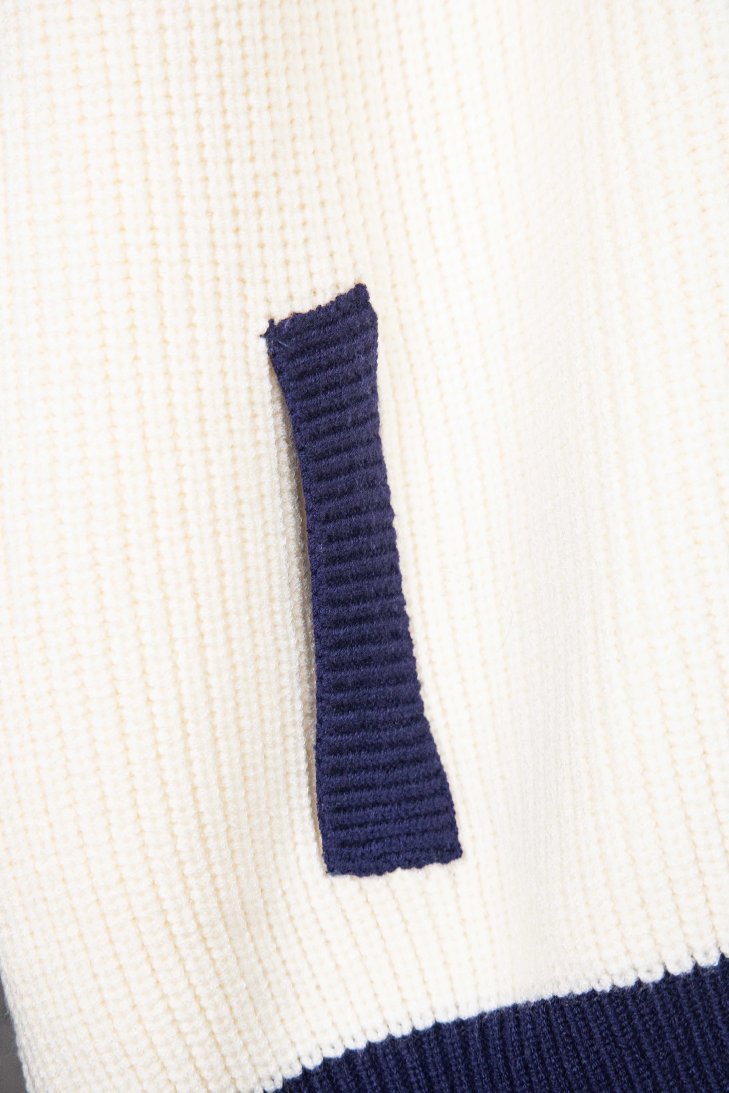 Gucci/古驰 25Fw双G拼色拉链针织毛衣外套