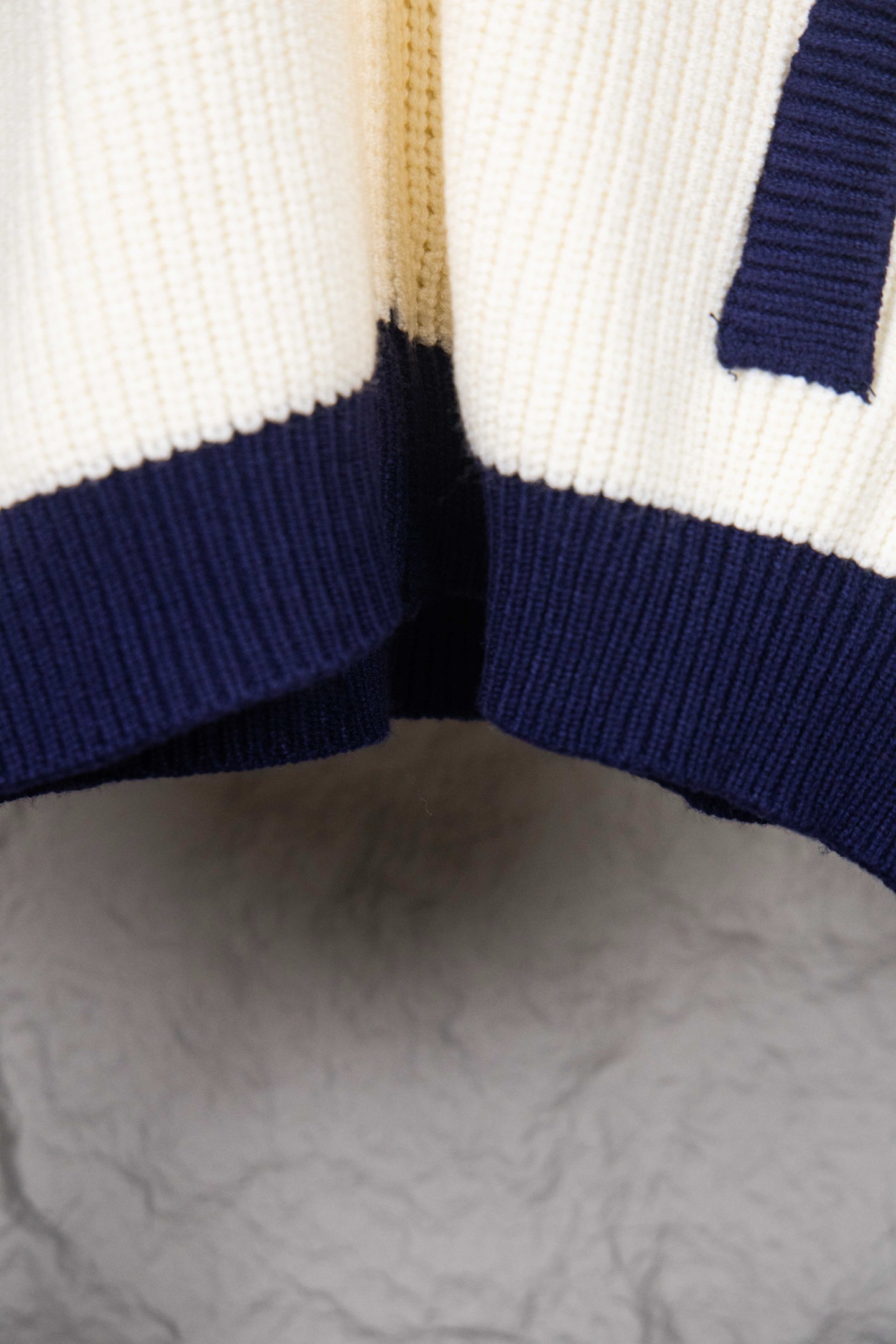 Gucci/古驰 25Fw双G拼色拉链针织毛衣外套