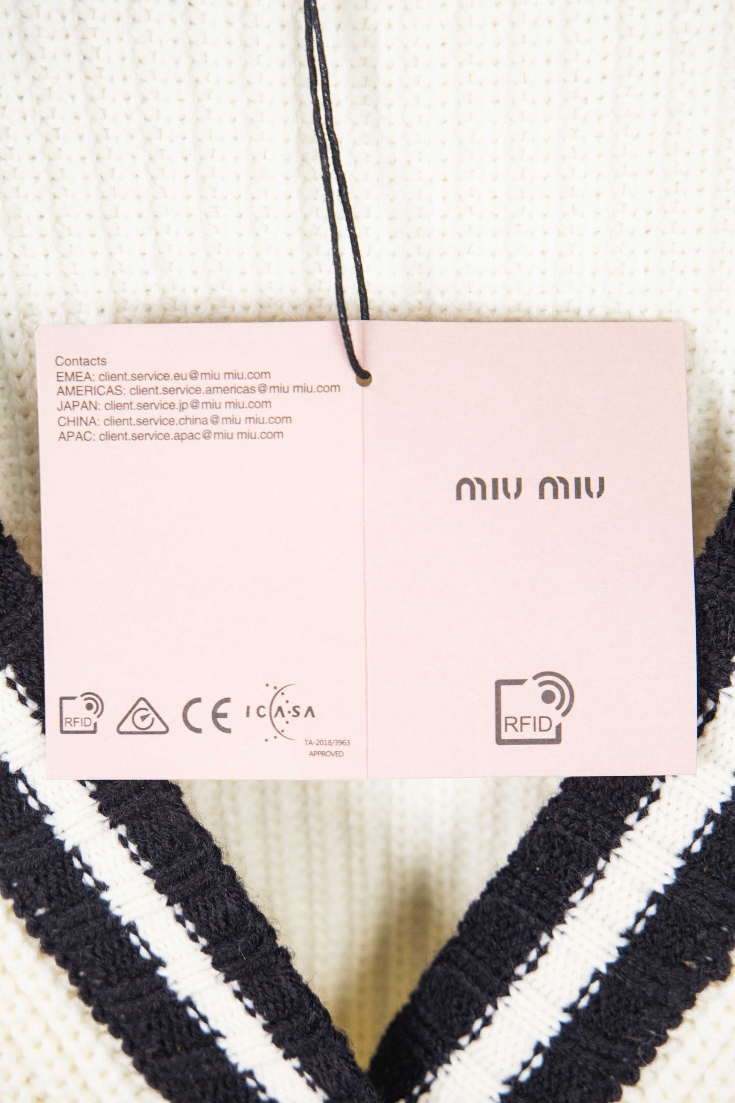 Miumiu缪缪24SS 徽标撞色毛衣开衫-Chinese UA Cheap High Quatity Brand Clothes Bags handbags Sneakers wholesale wholesaler seller from China Factory suppliers Fashion Clothing Shoes best Quality Beautiful Price Miumiu缪缪24SS 徽标撞色毛衣开衫