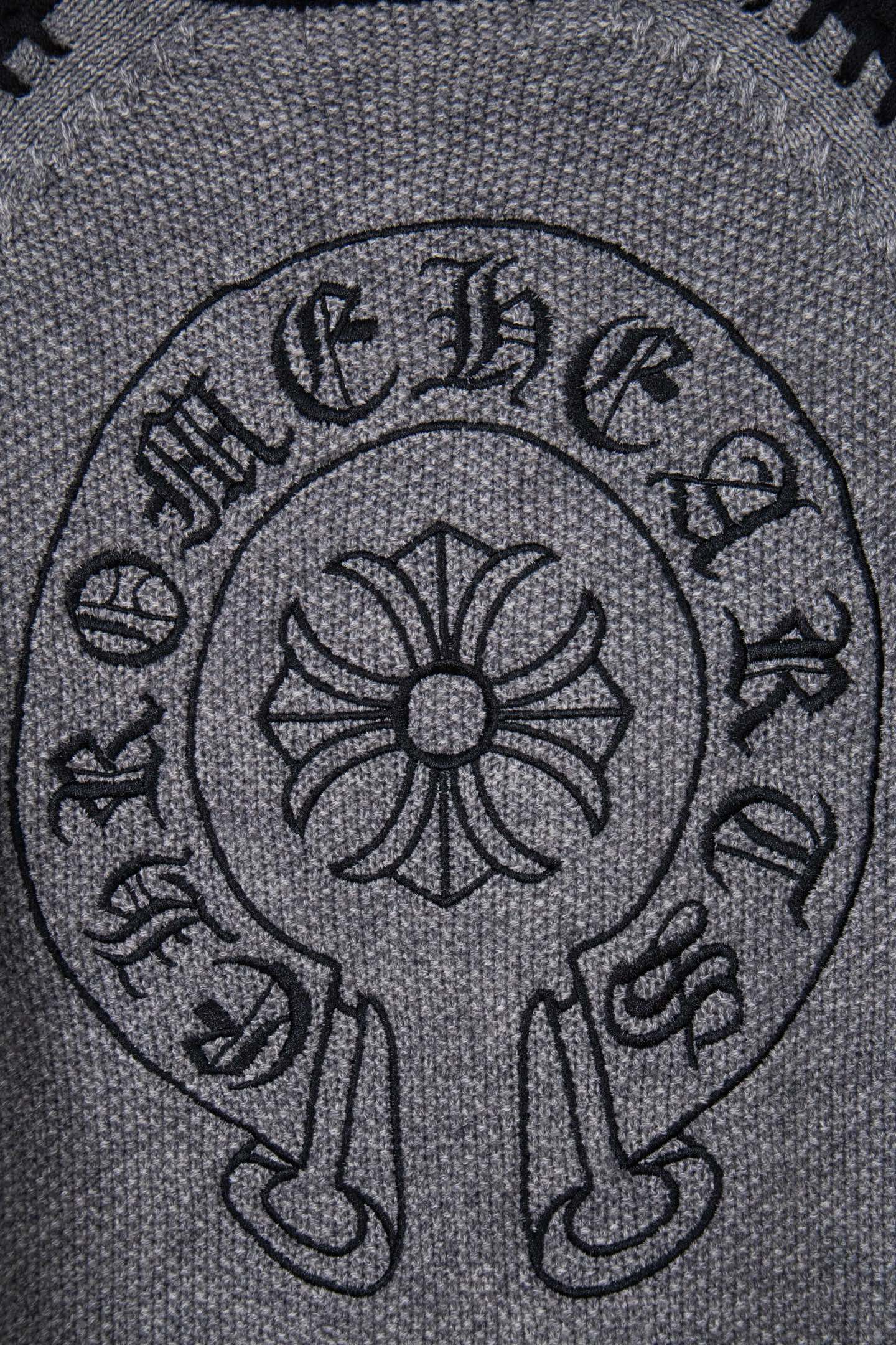 Chrome Hearts/克罗心25ss马蹄十字架刺绣插肩毛衣黑灰色